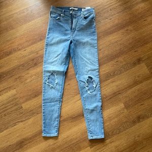 Levi’s Mile High Super Skinny jeans medium size 29